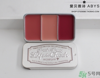 skinfood思親膚三色唇頰盒色號 思親膚唇頰兩用腮紅試色圖 skinfood思親膚三色唇頰盒色號 思親膚唇頰兩用腮紅試色圖