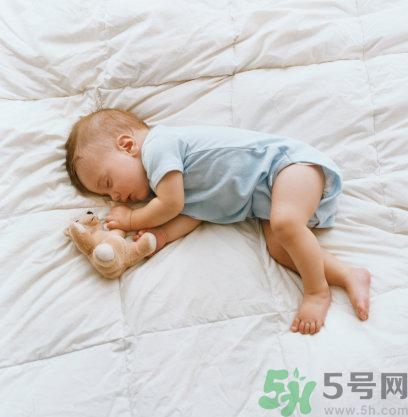 秋季幼兒如何預(yù)防感冒？秋季幼兒感冒怎么辦？