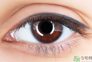 秋天適合割雙眼皮嗎？秋天割雙眼皮好嗎？