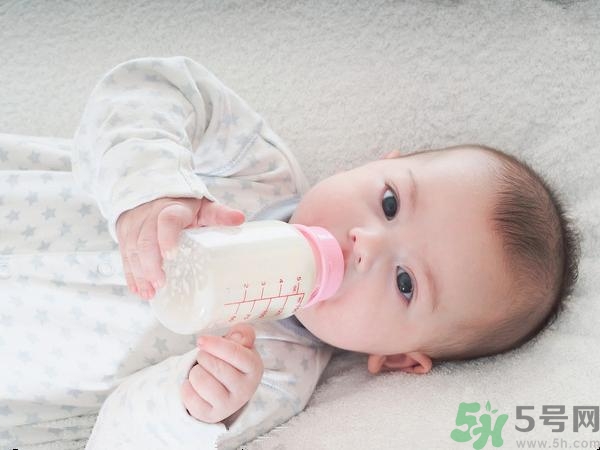 斷奶期間奶漲怎么辦？什么時(shí)候斷奶最合適？