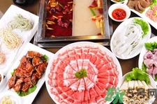 吃火鍋喝什么酒好？吃火鍋適合喝什么酒？