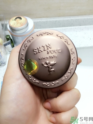 思親膚和自然樂(lè)園哪個(gè)好？skin food和自然樂(lè)園哪個(gè)好用？