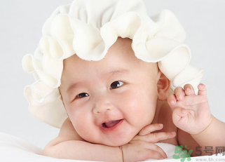 10月份可以斷奶嗎？幾月份斷奶最好？