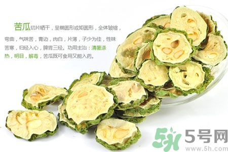 苦瓜泡水喝可以祛痘嗎？苦瓜片泡水喝能祛青春痘嗎？