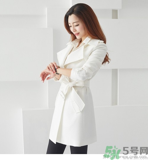 十月份可以穿風(fēng)衣嗎？風(fēng)衣什么時候穿？