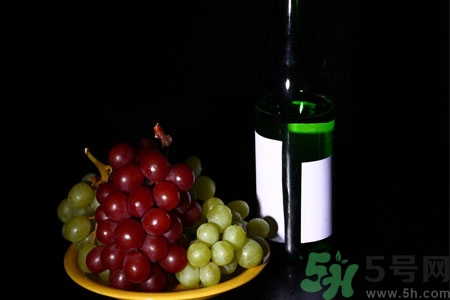 紅酒開瓶后能放多久？開瓶后的葡萄酒能放多久？