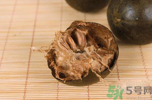 羅漢果發(fā)霉了可以泡茶嗎？喝了發(fā)霉的羅漢果茶會怎樣？