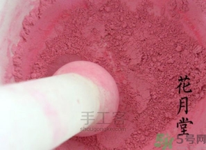 胭脂怎么用？胭脂的功效作用