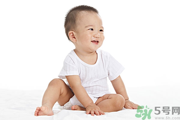 懷男孩真的會(huì)變丑嗎,孕婦變丑是男孩有依據(jù)嗎 懷男孩真的會(huì)變丑嗎,孕婦變丑是男孩有依據(jù)嗎