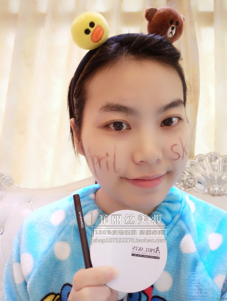 april skin愛(ài)普麗氣墊怎么樣？april skin魔法雪白氣墊好用嗎？