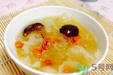 冬天喝什么湯能下火？冬天上火喝什么茶降火？