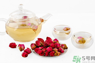 桂花茶和玫瑰花能一塊泡水喝嗎？桂花和玫瑰花一起喝有什么功效？