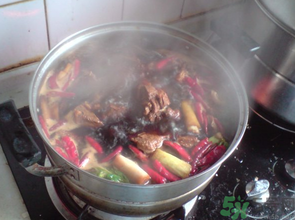 鹵牛肉可以用高壓鍋嗎？鹵牛肉用高壓鍋壓多久？