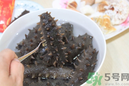 新鮮海參能生吃嗎？新鮮海參是生吃好還是熟吃好？