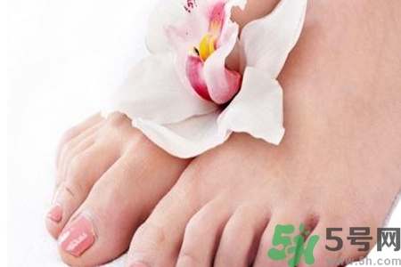 腳趾甲長到肉里怎么辦？腳趾甲長到肉里是什么原因？