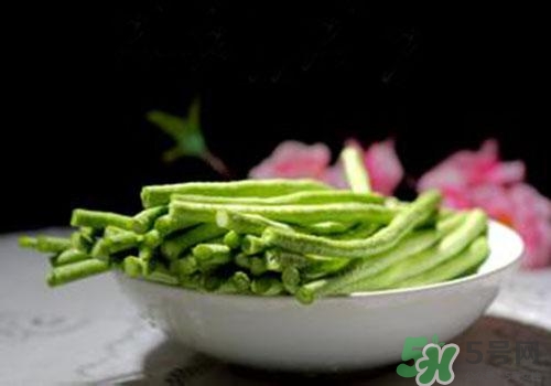 豇豆沒(méi)炒熟有毒嗎？吃沒(méi)炒熟的豇豆中毒怎么辦？