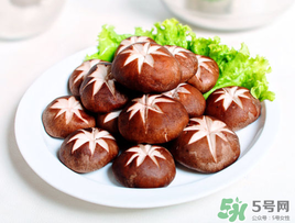 干香菇和鮮香菇的區(qū)別？干香菇和鮮香菇哪個好？