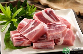 吃排骨有什么好處？吃排骨可以補(bǔ)鈣嗎？