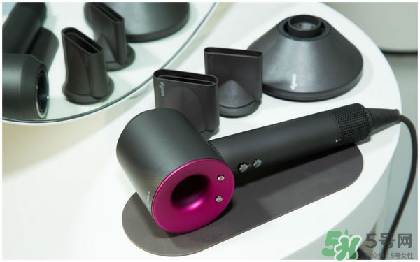 dyson吹風機怎么用？戴森吹風機使用方法