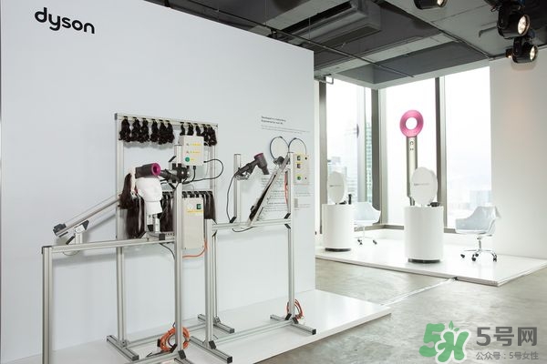 dyson吹風機怎么用？戴森吹風機使用方法