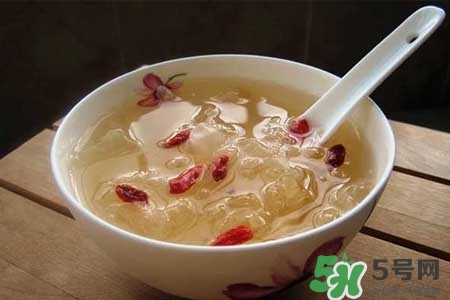 銀耳紅棗湯能天天吃嗎？銀耳紅棗湯每天吃有什么好處？