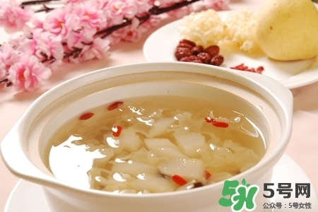 喝銀耳紅棗湯對身體好嗎？長期吃銀耳紅棗湯有什么好處？