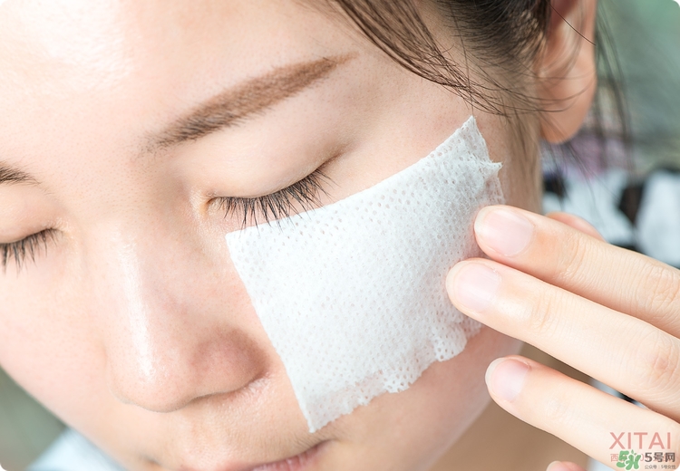 伊詩(shī)露櫻桃爽膚水怎么樣？esthe dew櫻桃水好用嗎？