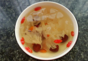 銀耳紅棗湯怎么做最正宗好吃？銀耳紅棗湯怎么做補血養(yǎng)顏？