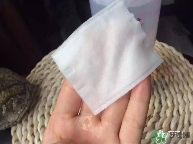 Esthe Dew伊詩露卸妝水怎么樣？伊詩露卸妝水怎么用