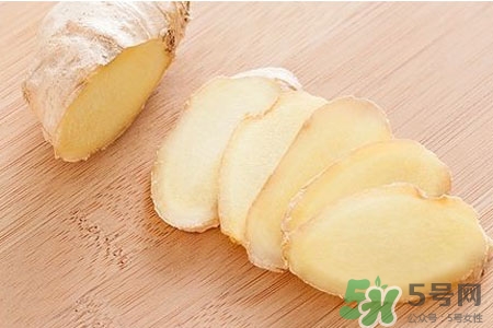 生姜水能洗頭發(fā)嗎？姜湯洗頭發(fā)有什么好處？