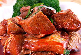 吃完牛肉可以吃柿子嗎？牛肉和柿子能一起吃嗎？