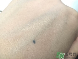 孔鳳春輕透修顏水粉霜多少錢(qián)?孔鳳春輕透修顏水粉霜價(jià)格