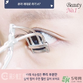 睫毛夾怎么用？睫毛夾的使用方法