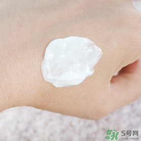 Freeplus洗面奶怎么樣？芙麗絲芳洗面奶好用嗎