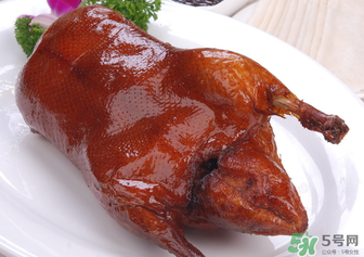 北京烤鴨可以帶上飛機(jī)嗎？坐飛機(jī)可以帶北京烤鴨嗎？