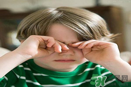 孩子為什么老眨眼睛？孩子總眨眼睛怎么回事？