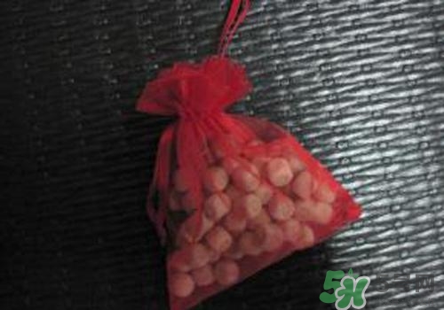 樟腦丸可以用多久？樟腦丸過(guò)期了可以用嗎？