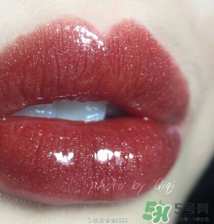露華濃唇釉055價(jià)位 露華濃055多少錢？
