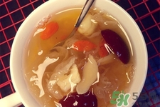 喝銀耳湯能補(bǔ)充膠原蛋白嗎？補(bǔ)充膠原蛋白的食物有哪些？