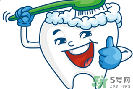 坐月子刷牙怎么辦？坐月子可以用漱口水嗎？