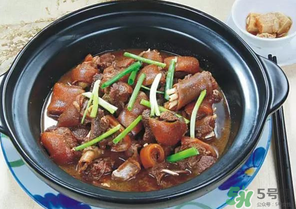狗肉和什么一起吃最好？狗肉和什么一起燉好吃？