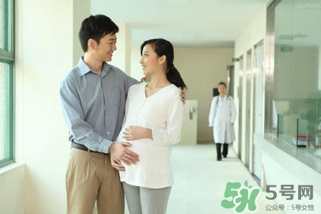 孕婦適合用什么唇膏？孕婦用哪種潤唇膏好？