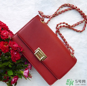 ck包包是什么檔次？ck包包價(jià)格一般多少錢？