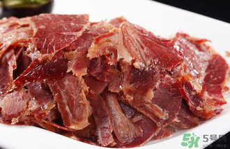 熟羊肉可以冷凍嗎？熟牛肉放冷藏還是冷凍？