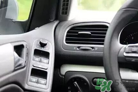 冬天車?yán)锱瘹夂挠蛦?？汽車冬天開暖風(fēng)費油嗎？