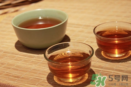 冬天喝菊花茶好嗎？冬天喝菊花茶加枸杞好嗎？