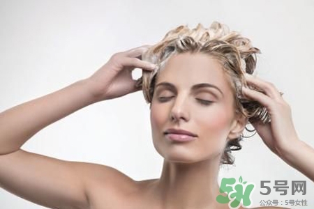 產(chǎn)后可以洗頭嗎？產(chǎn)后多久可以洗頭發(fā)？