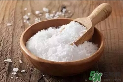 鹽水洗鼻多久見(jiàn)效？鹽水洗鼻一次洗多久？