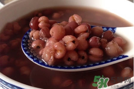 冬天可以喝紅豆薏米粥嗎？冬天喝紅豆薏米粥好嗎？