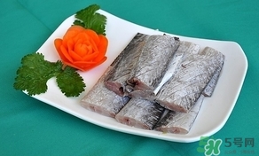 帶魚上的白色要去掉嗎？帶魚上的白色能吃嗎？